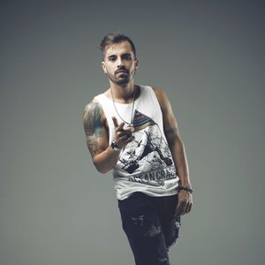 Mike Bahía